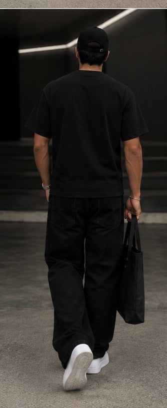 T-shirt noir IA ROYALE : porté de dos